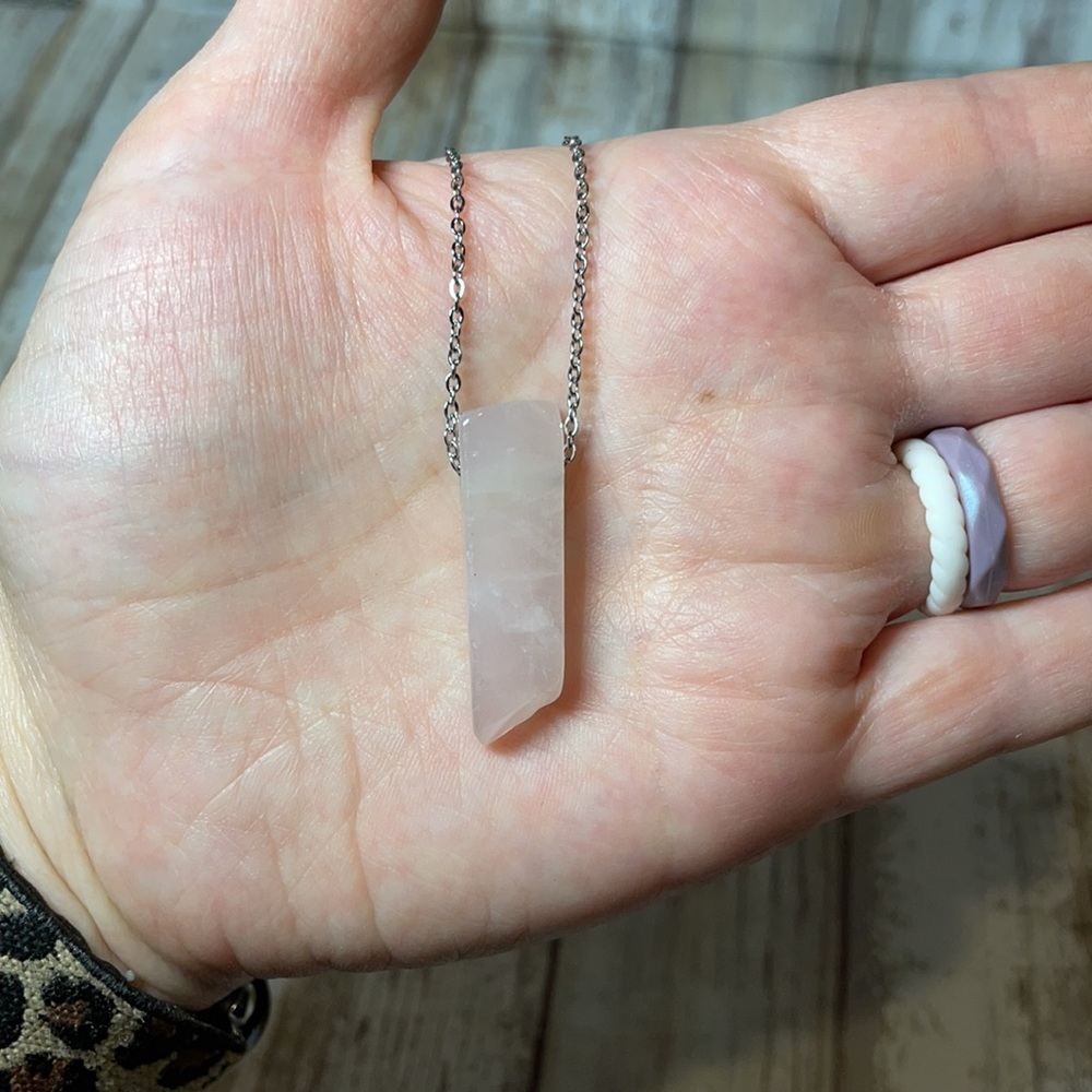 Rose 🌹 Quartz Necklace Crystal Healing Love ❤️
